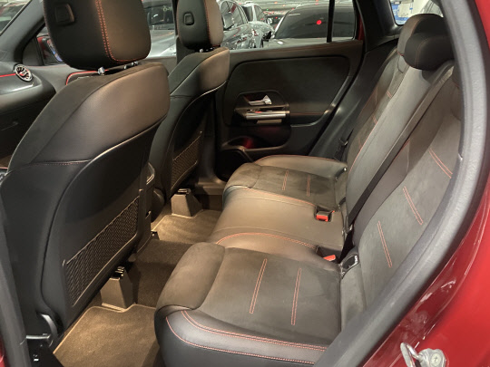 메르세데스 벤츠 GLA 250 2열. <이상현 기자>